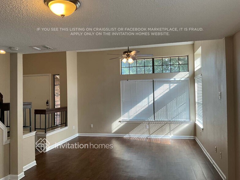 Building Photo - 2117 Belmont Park Dr