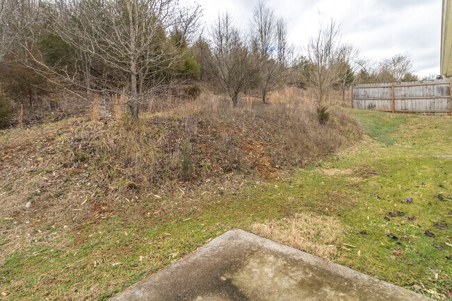 Building Photo - 624 Drakewood Rd