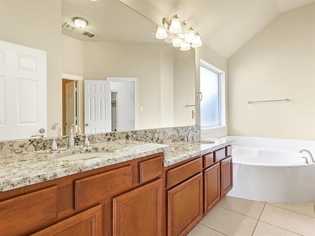 Building Photo - 8464 Arroyo Ln
