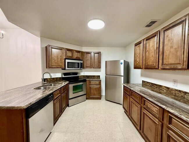 Building Photo - 1317 Coolridge Dr