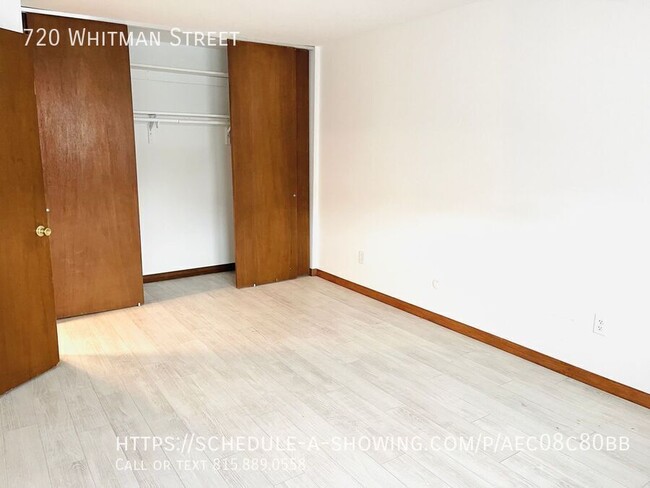 Building Photo - Newly Renovated 1 Bedroom Apt! Stainless A...