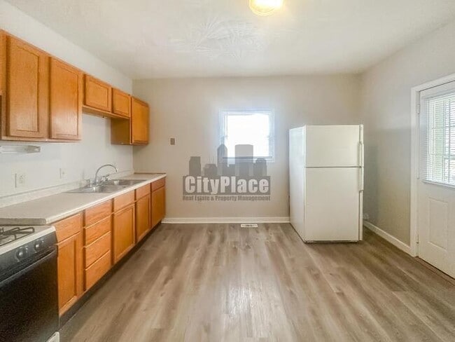 Building Photo - 2101 Ringgold Ave