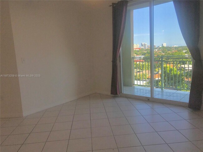 Building Photo - 3500 Coral Wy