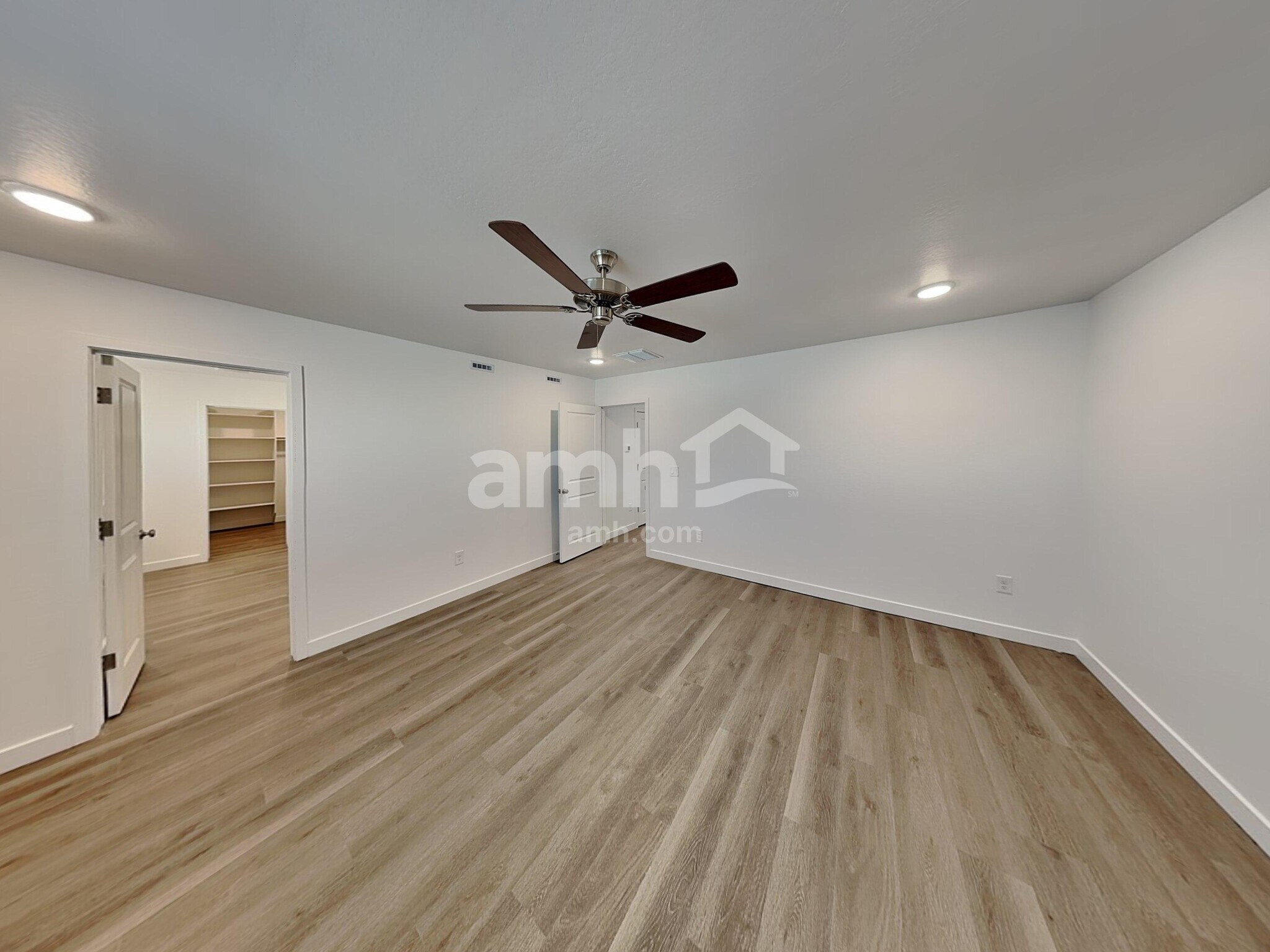 Building Photo - 12532 W Flynn Ln