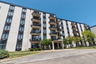Building Photo - 9098 W Terrace Dr