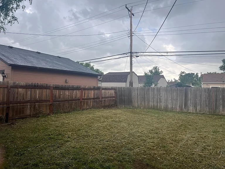 Building Photo - 1211 Florence Ave