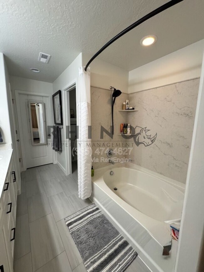 Building Photo - 3243 W 3875 S