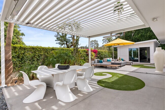 Building Photo - 48674 Vista Viejo Dr