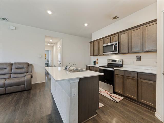 Building Photo - 15127 Athena Dr