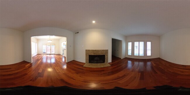 Building Photo - 11711 Memorial Dr