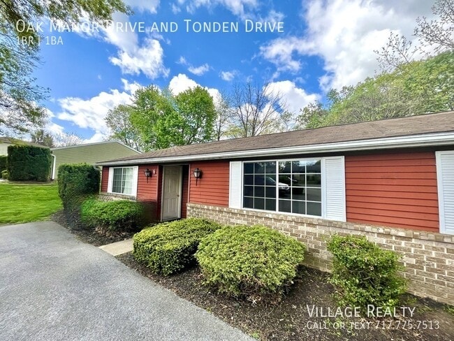 Building Photo - 204 Oak Manor Dr