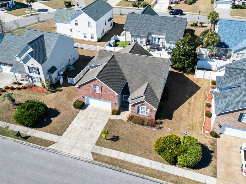 Building Photo - 5077 Capulet Cir