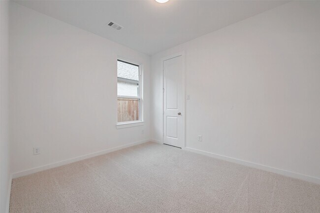 Building Photo - 11430 Gossamer Wing Ln