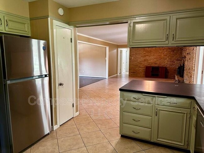 Building Photo - 8919 Whippoorwill Dr