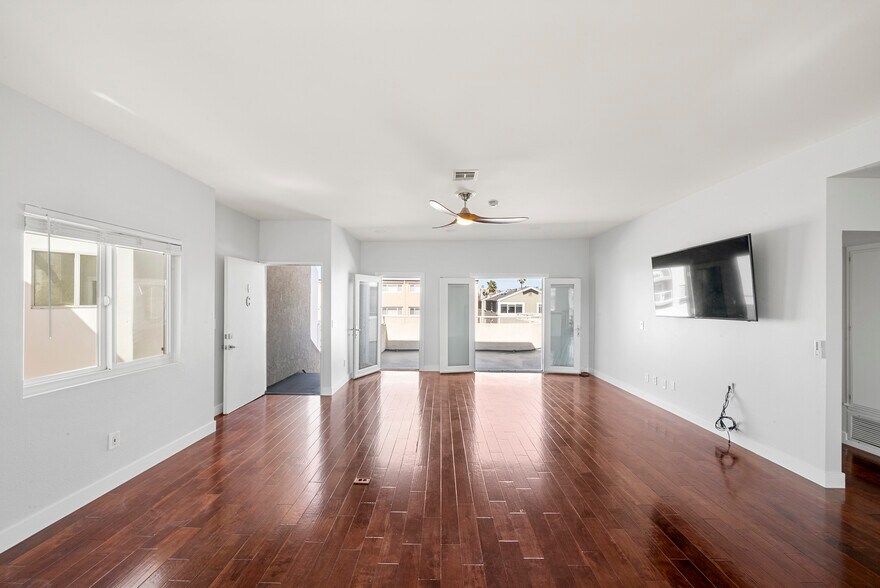 Building Photo - 40 15th St