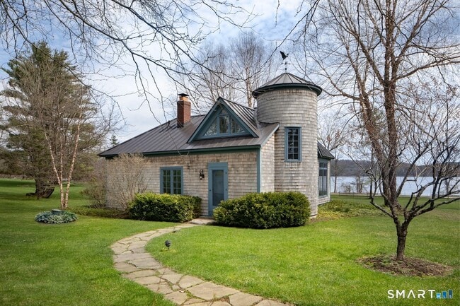 Building Photo - 17 Washinee Heights Rd