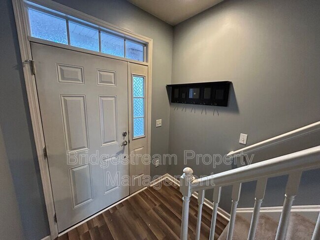 Building Photo - 4358 Straight Arrow Rd