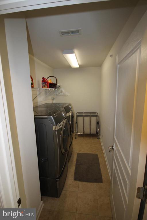 Building Photo - 299 N Caldwell Cir