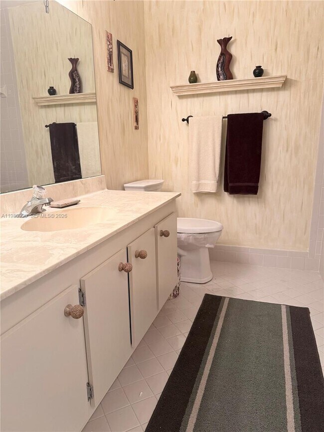 Building Photo - 3310 Perimeter Dr