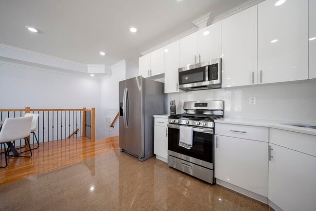 Building Photo - 43.5 Belmont Ave