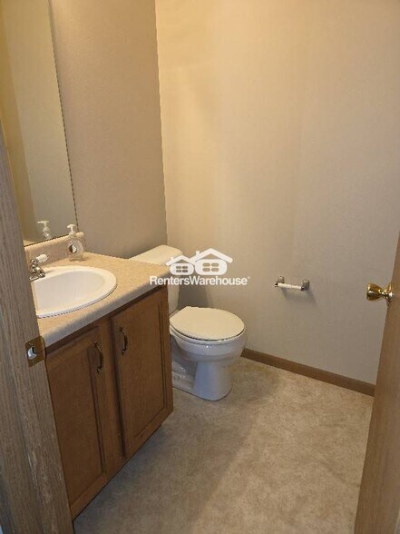Building Photo - 441 Ramblewood Way