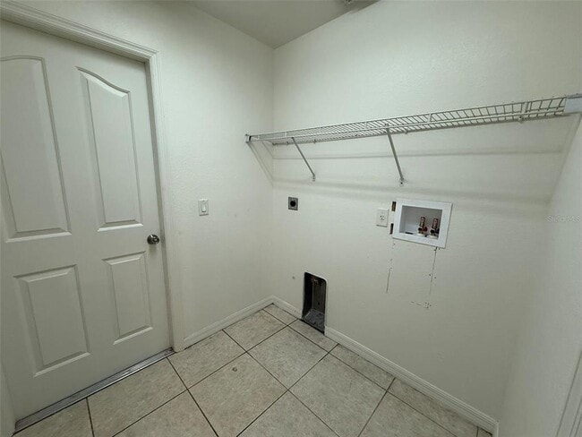 Building Photo - 3305 Circleville St