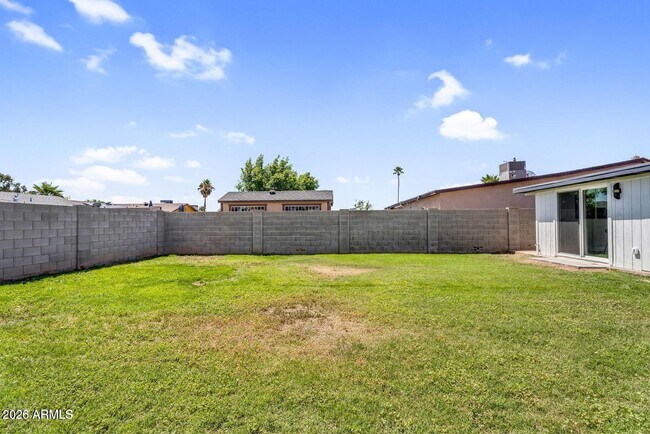 Building Photo - 14635 N 37th Pl