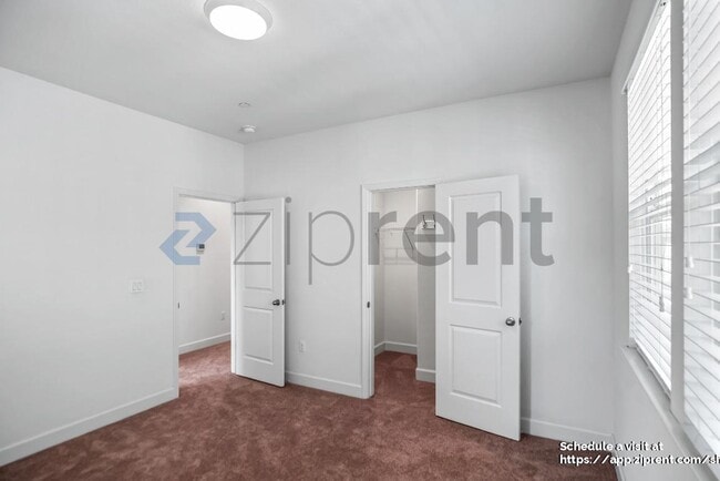 Building Photo - 38954 Primula Terrace