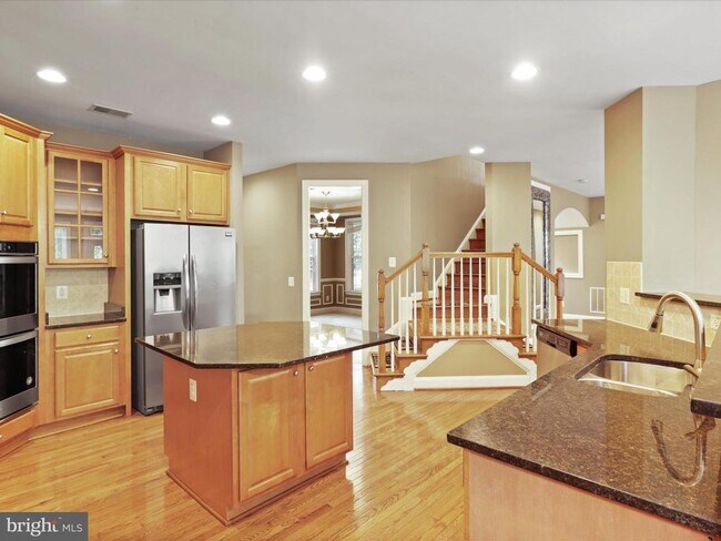 Building Photo - 8500 Indian Paintbrush Way