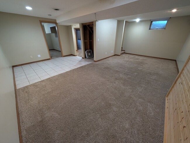 Building Photo - Elk River 3bd 2ba House For Rent