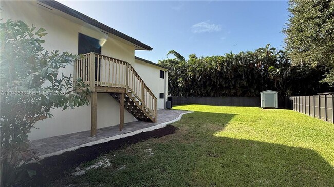Building Photo - 10751 SW 48th St