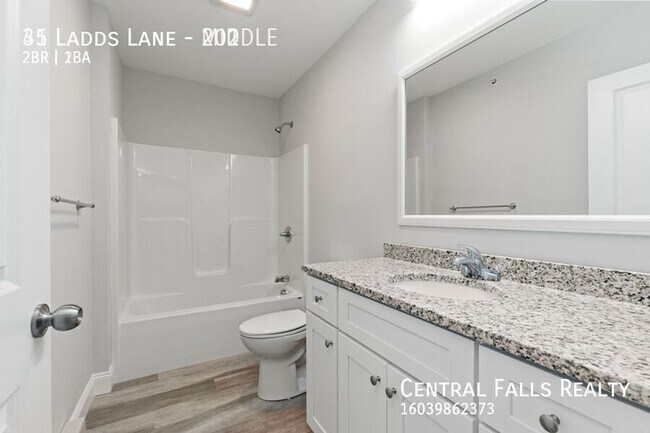 Building Photo - 35 Ladds Ln