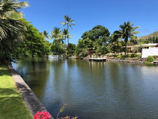 Building Photo - ENCHANTED LAKES 3/2/1, ENJOY KA'ELEPULU CANAL IN YOUR BACKYARD