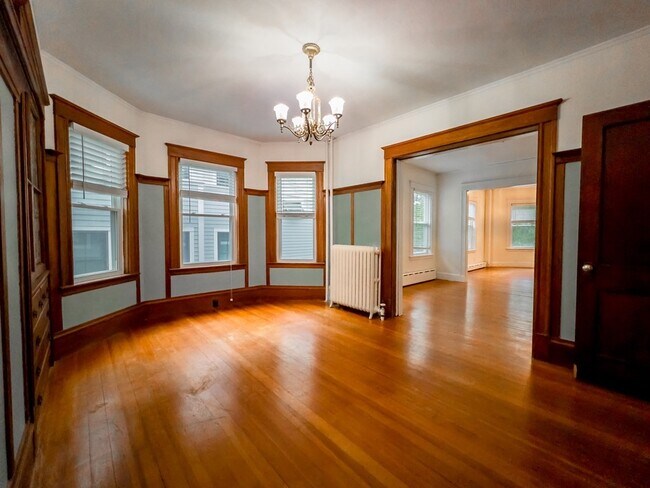 Building Photo - 67 Hampstead Rd