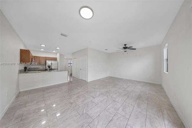 Building Photo - 25272 SW 115th Ave