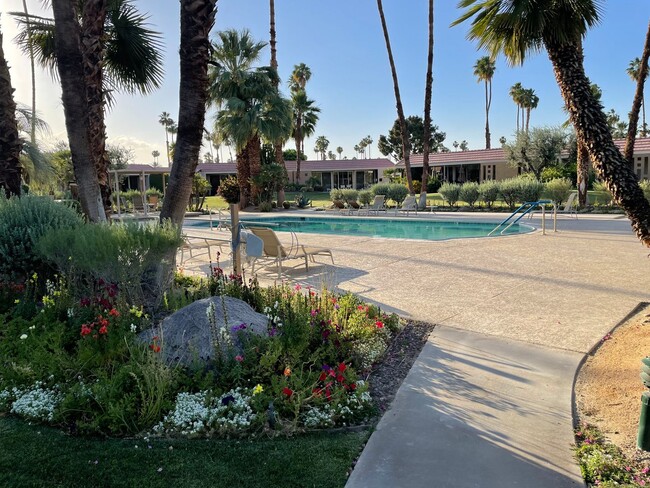 Building Photo - Fully Furnished Annual Lease Available