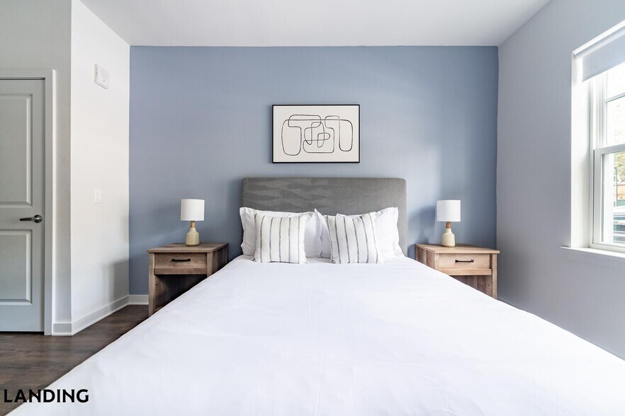 Building Photo - 1225 Utica Dr