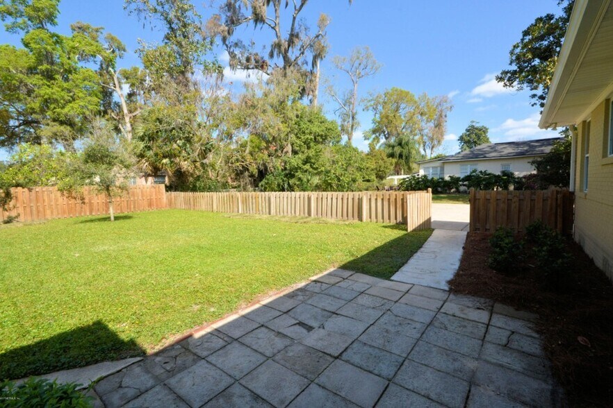 Building Photo - 4396 Gadsden Ct