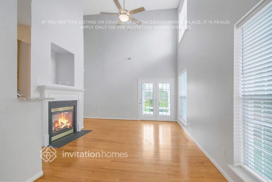 Building Photo - 4925 Delta Lake Dr