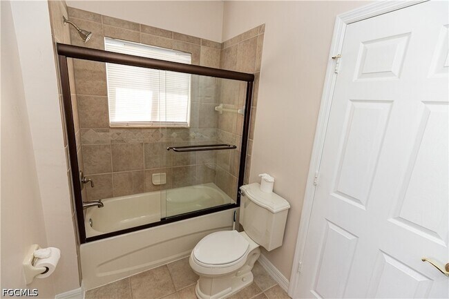 Building Photo - 8789 Paseo De Valencia St