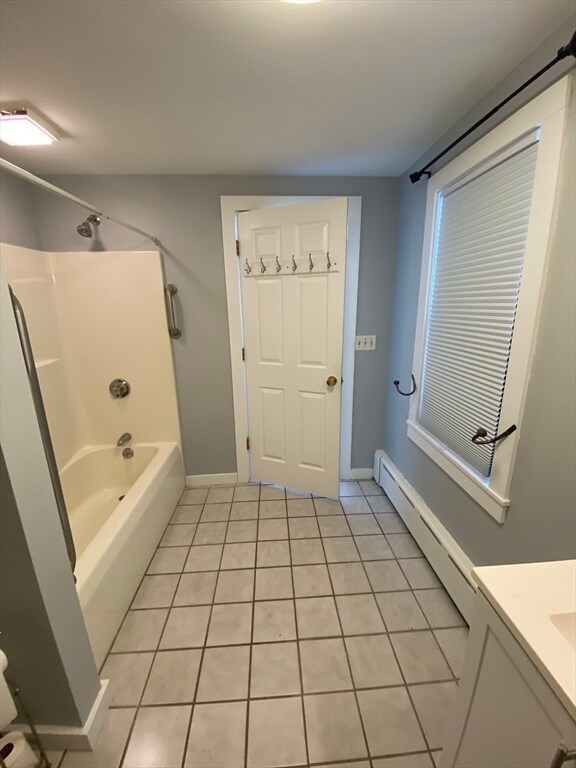 Building Photo - 74 Moore Ave