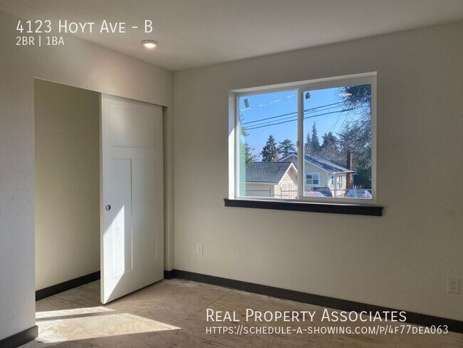 Building Photo - 4123 Hoyt Ave
