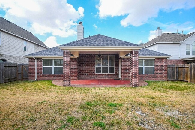 Building Photo - 1407 Sullivan Springs Dr