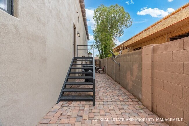 Building Photo - 3113 N 56th St
