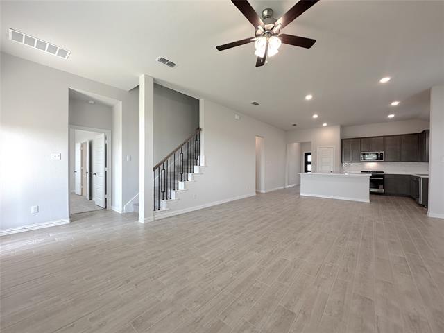 Building Photo - 808 Birdie Dr