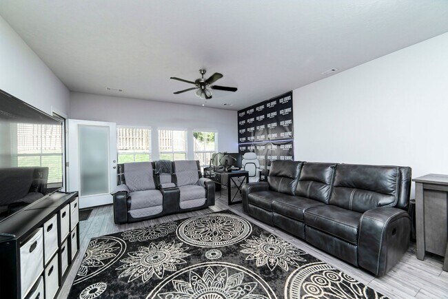 Building Photo - Townhome in Grovetown