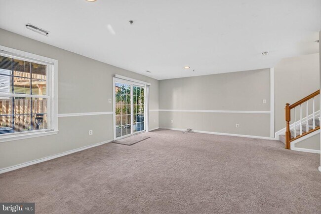 Building Photo - 2495 Cheyenne Dr