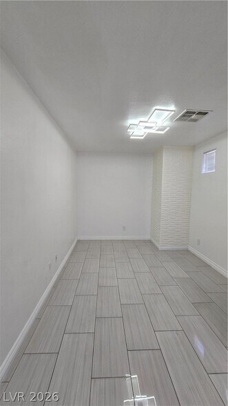 Building Photo - 5256 Paradise Valley Ave