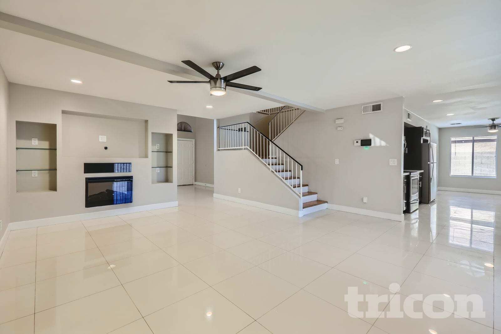 Building Photo - 2613 N 89th Dr