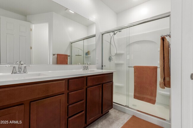 Building Photo - 14269 W El Cortez Pl